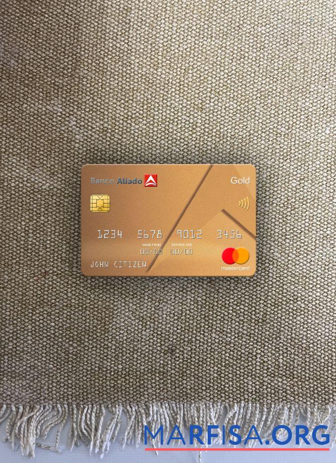 Панама Banco Aliado Банковский mastercard gold фотообраз Лицевая сторона образец