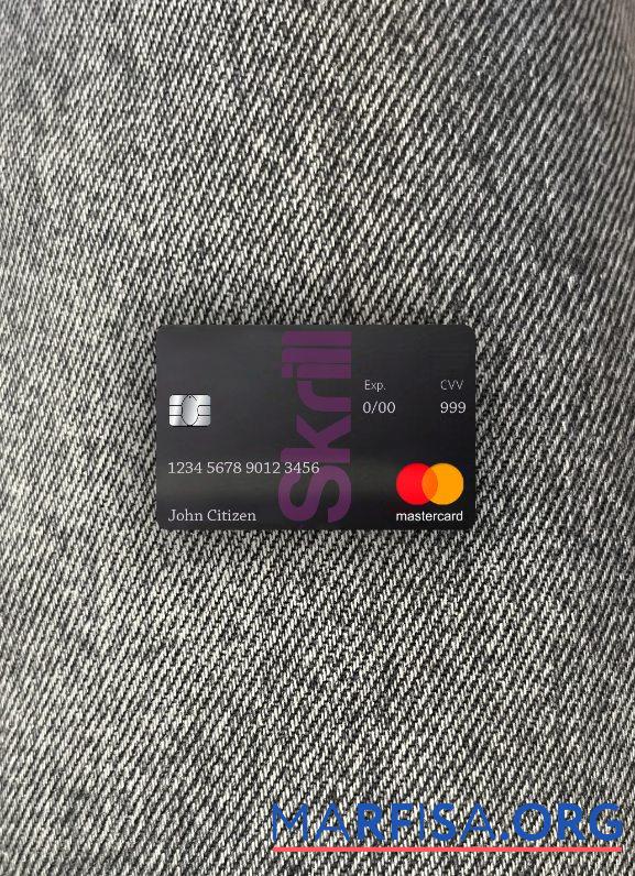 Реалистичный Skrill Mastercard Дебет Карта Шаблон in PSD Формат, fully Редактируемый фотообраз