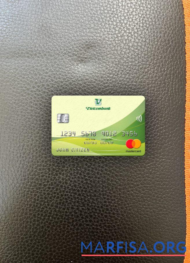 Вьетнам Vietcombank mastercard фотообраз Лицевая сторона дизайн